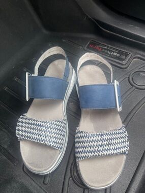 Women’s new Remonte  Patterned Strap Sandals